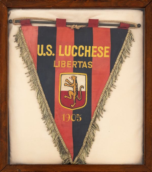 Lucchese120 - gagliardetto ricamato della lucchese degli anni '60