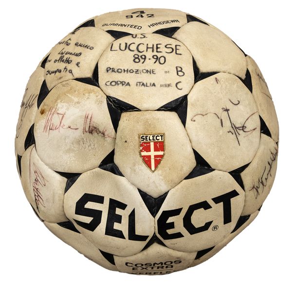Lucchese120 - pallone autografato dai calciatori della lucchese degli anni 90