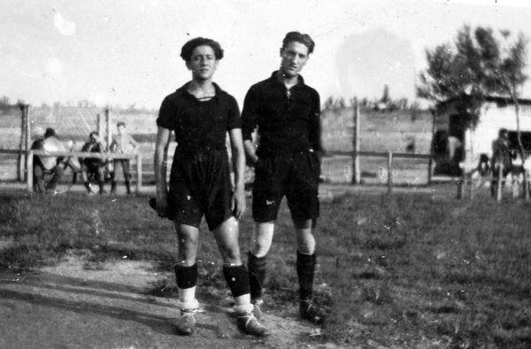 Lucchese120  - I calciatori dell'unione sportiva lucchese Battaglini e Dovichi